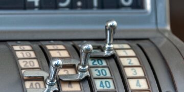 Unlocking Financial Freedom: Top 5 Investment Trends to Watch in 2023