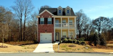Mortgage Rates Hit Record Lows: What This Means for Homebuyers Today