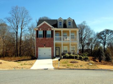Mortgage Rates Hit Record Lows: What This Means for Homebuyers Today