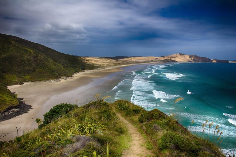Top 10 U.S. Destinations to Experience This Fall: Unmissable Travel Trends