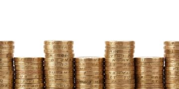 Market Shock: How Rising Rates Could Affect Your Investment Strategy This Fall