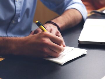 US Small Businesses Rally as Economy Recovers: Innovative Strategies for 2023 Success