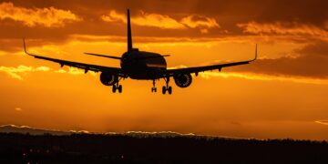 Air Travel Surge: Tips to Navigate the Busy Fall Flight Season