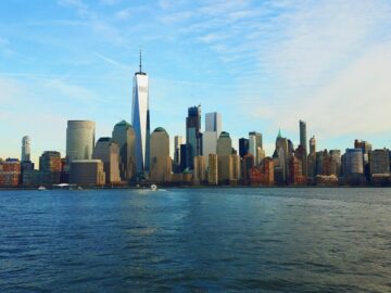 US Regulators Tighten Grip on Stablecoins: What Investors Need to Know Now